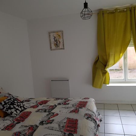 Jolie appartement moderne à Roanne Exterior foto